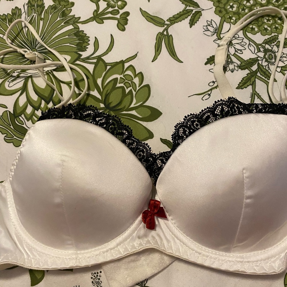 INTIMISSIMI bra NWOT